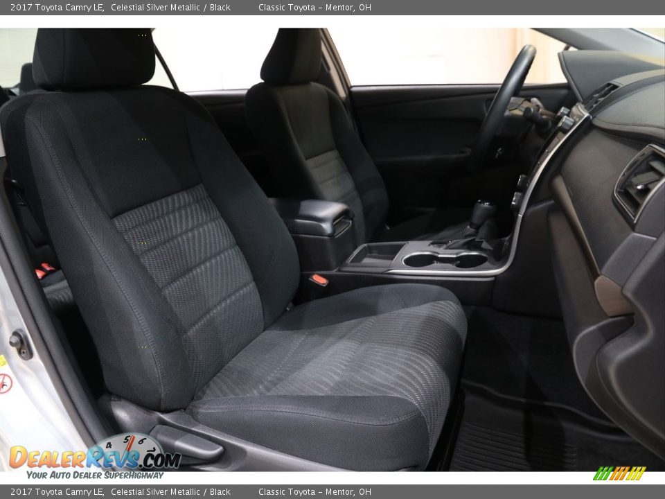 2017 Toyota Camry LE Celestial Silver Metallic / Black Photo #14