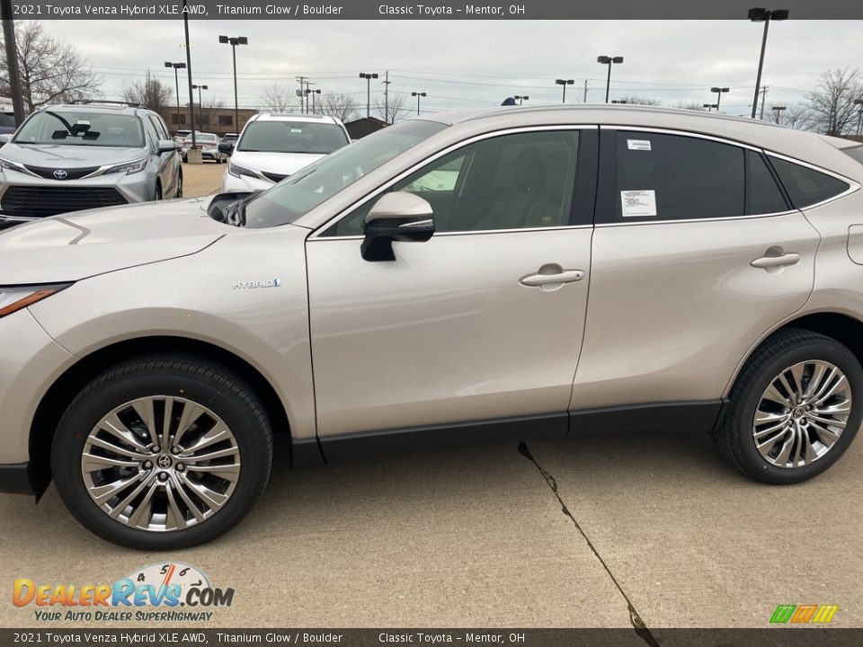 2021 Toyota Venza Hybrid XLE AWD Titanium Glow / Boulder Photo #1