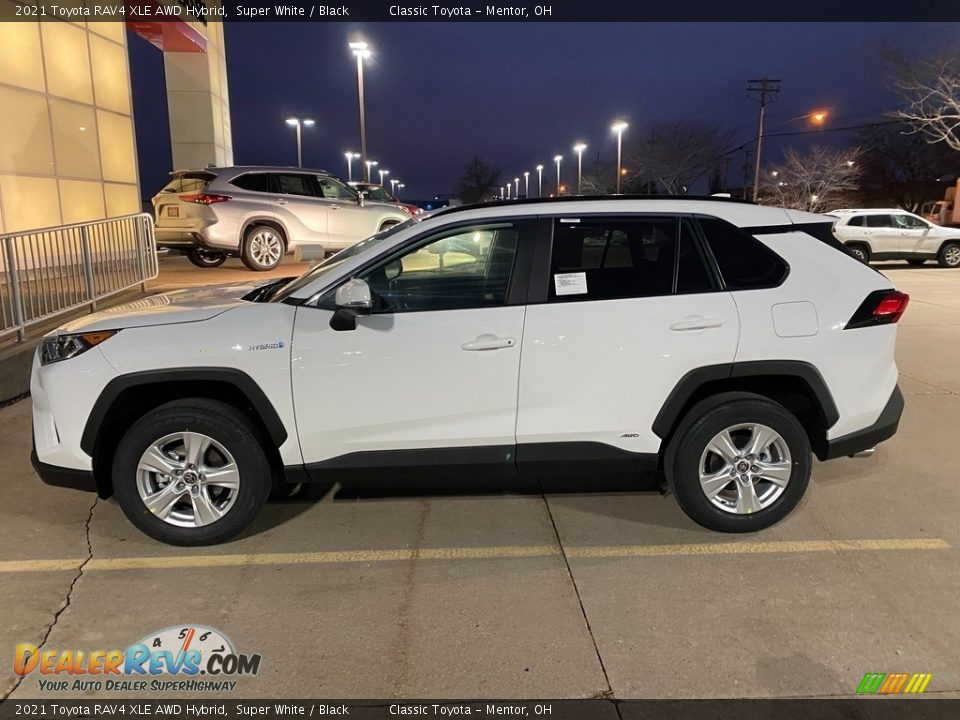 Super White 2021 Toyota RAV4 XLE AWD Hybrid Photo #1