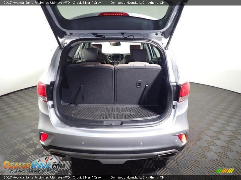 2017 Hyundai Santa Fe Limited Ultimate AWD Circuit Silver / Gray Photo #12