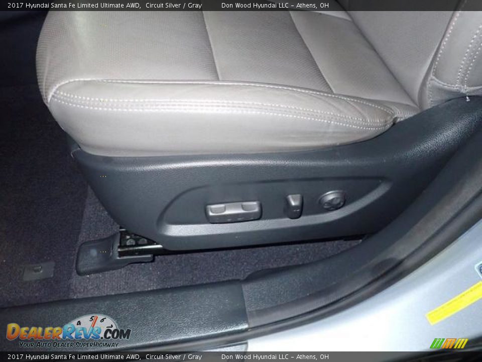 2017 Hyundai Santa Fe Limited Ultimate AWD Circuit Silver / Gray Photo #19