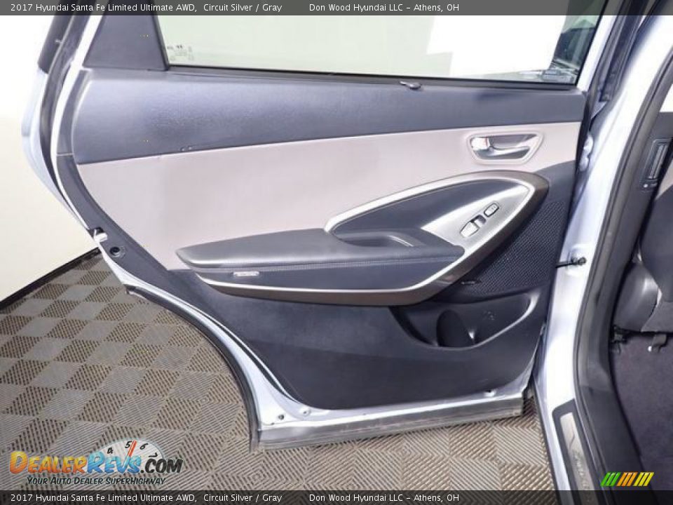 2017 Hyundai Santa Fe Limited Ultimate AWD Circuit Silver / Gray Photo #21