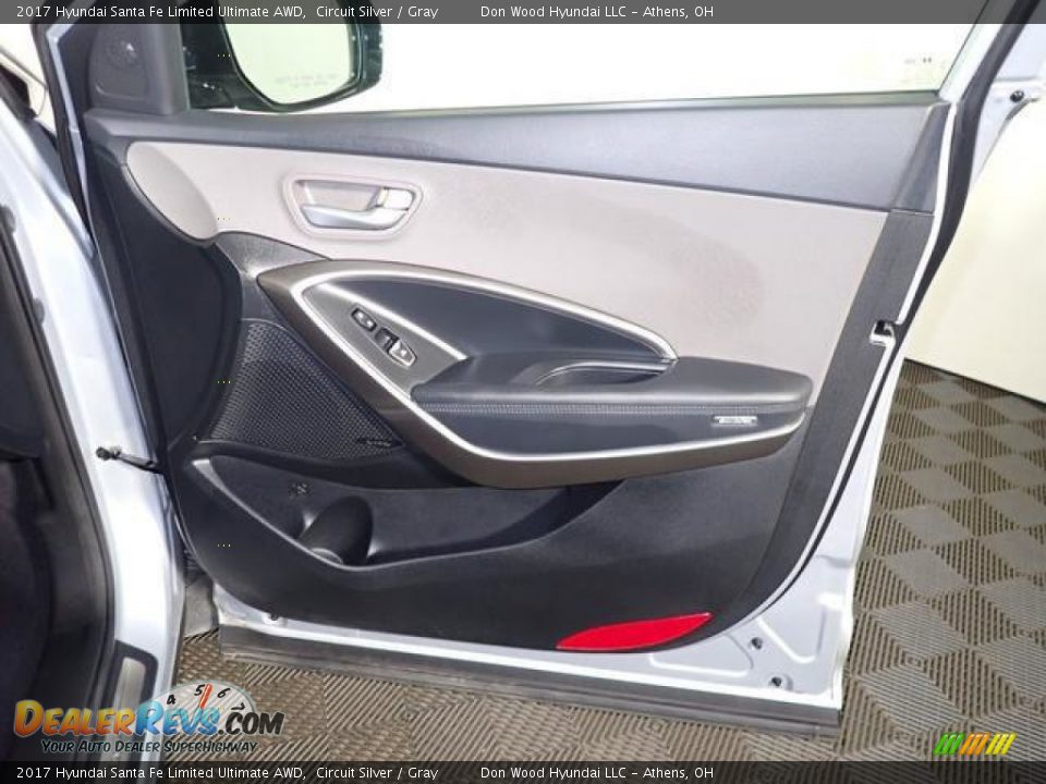 2017 Hyundai Santa Fe Limited Ultimate AWD Circuit Silver / Gray Photo #26