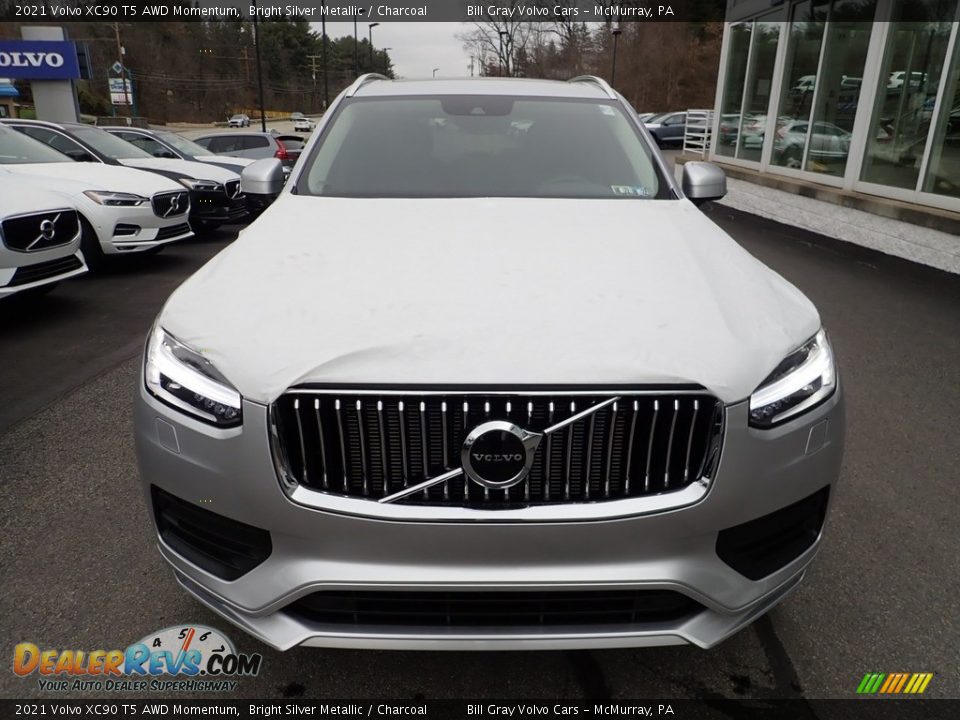 2021 Volvo XC90 T5 AWD Momentum Bright Silver Metallic / Charcoal Photo #6