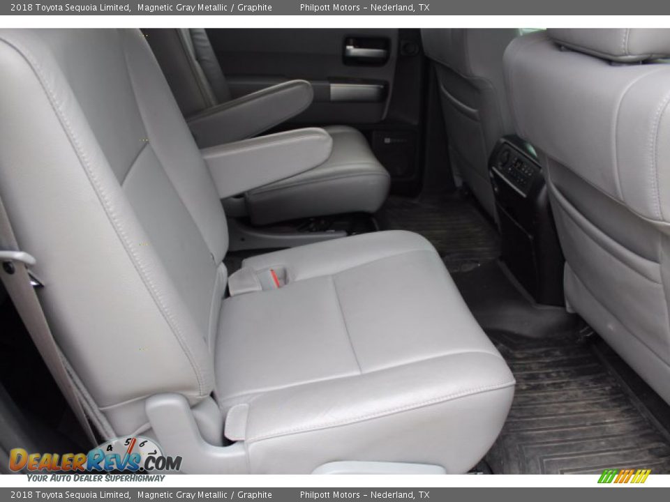 2018 Toyota Sequoia Limited Magnetic Gray Metallic / Graphite Photo #26