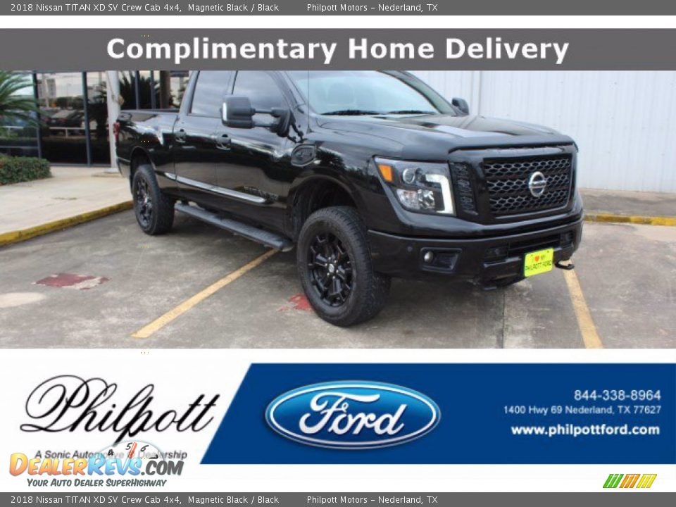 2018 Nissan TITAN XD SV Crew Cab 4x4 Magnetic Black / Black Photo #1