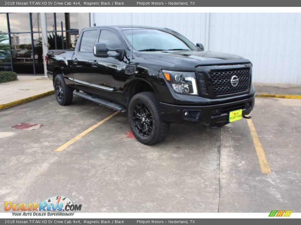 2018 Nissan TITAN XD SV Crew Cab 4x4 Magnetic Black / Black Photo #2