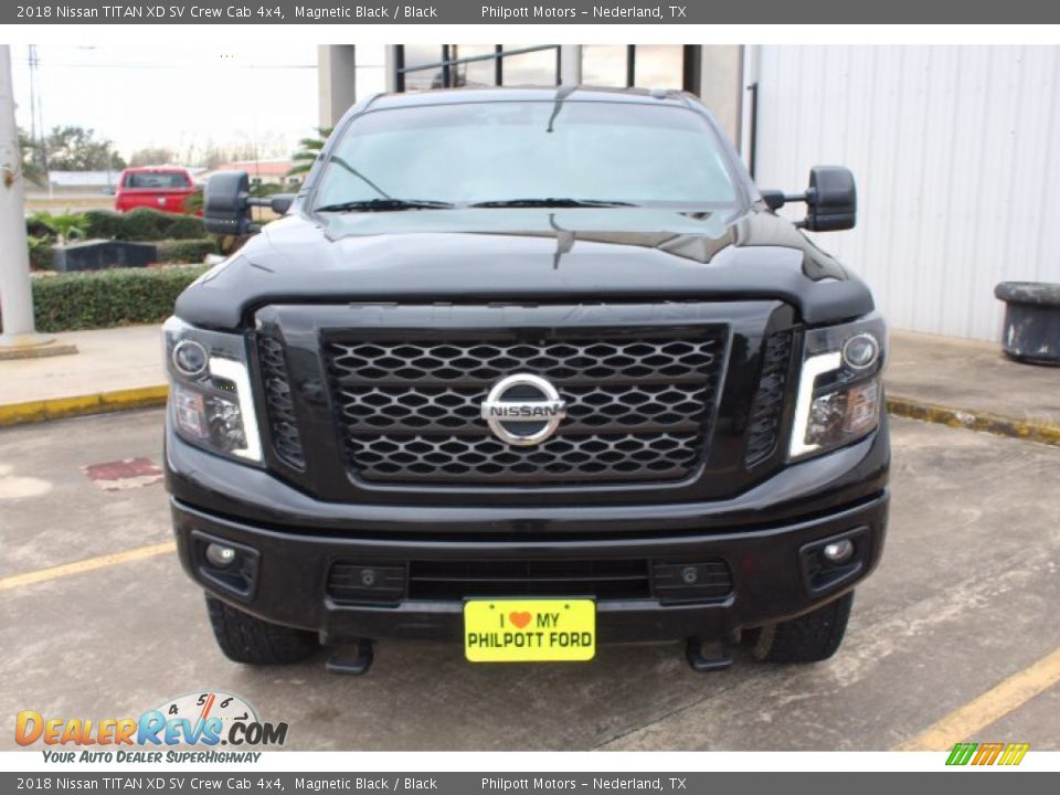 2018 Nissan TITAN XD SV Crew Cab 4x4 Magnetic Black / Black Photo #3