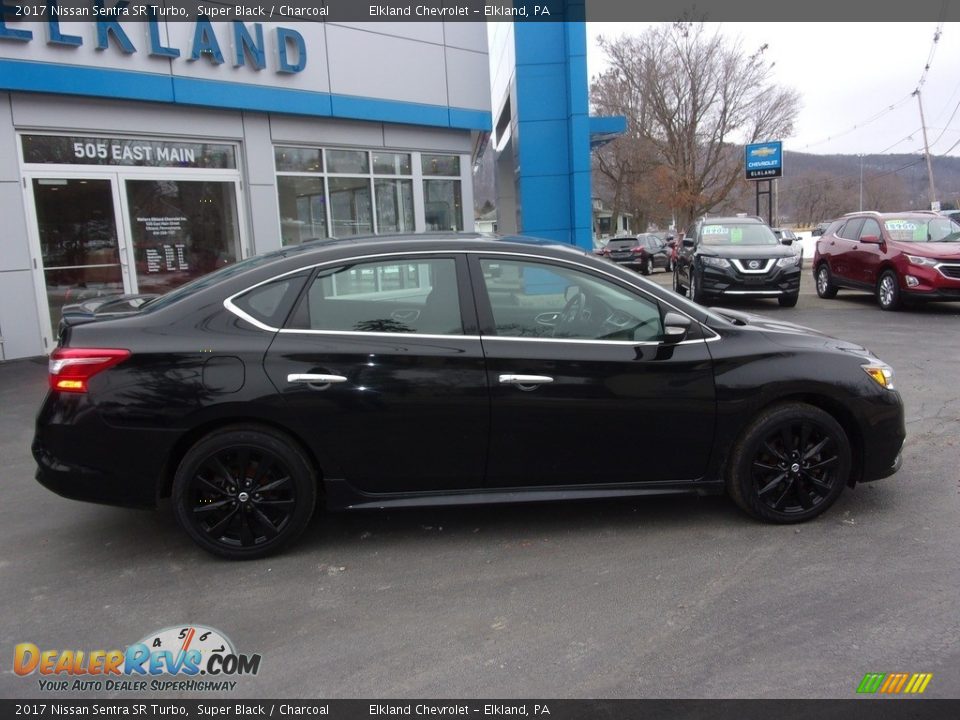 2017 Nissan Sentra SR Turbo Super Black / Charcoal Photo #4