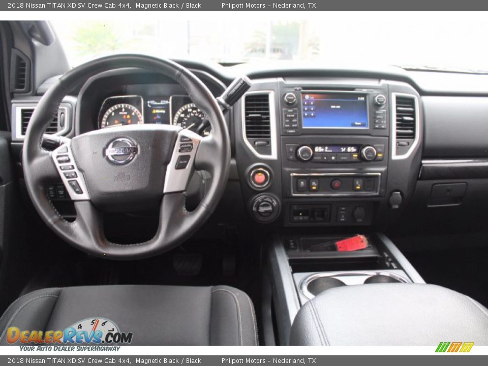 2018 Nissan TITAN XD SV Crew Cab 4x4 Magnetic Black / Black Photo #21