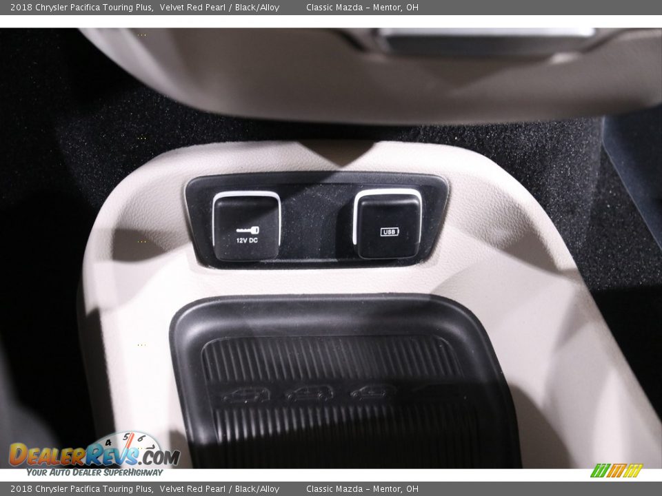 2018 Chrysler Pacifica Touring Plus Velvet Red Pearl / Black/Alloy Photo #19