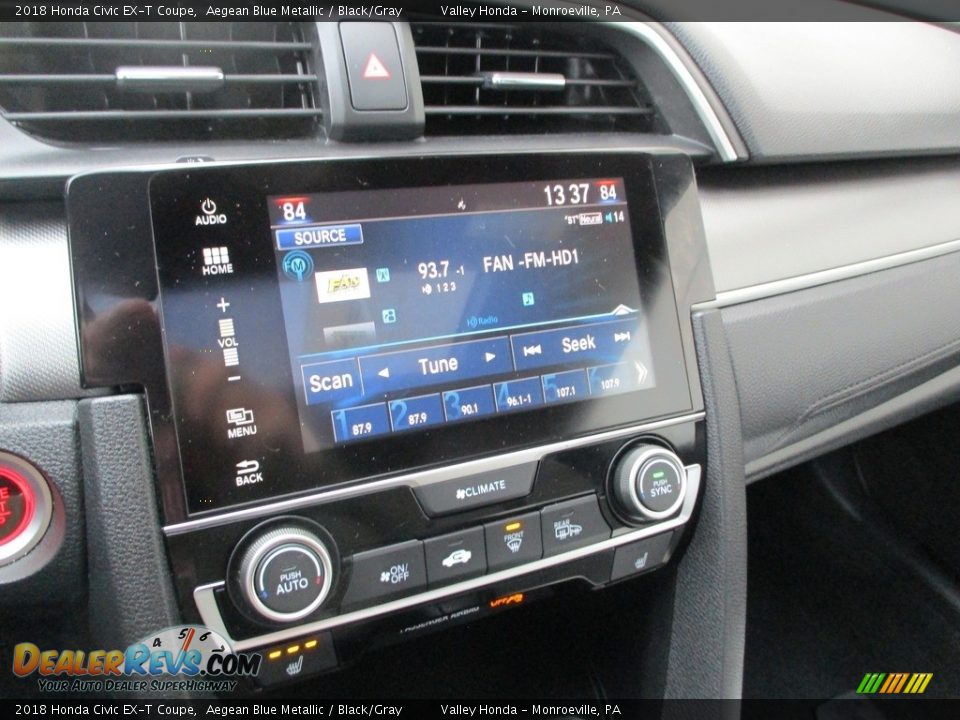 Controls of 2018 Honda Civic EX-T Coupe Photo #15