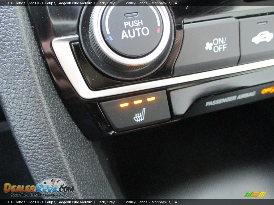 Controls of 2018 Honda Civic EX-T Coupe Photo #18