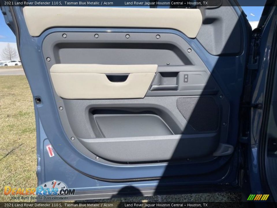 Door Panel of 2021 Land Rover Defender 110 S Photo #11