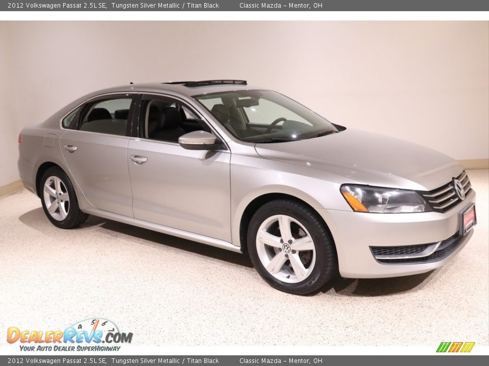2012 Volkswagen Passat 2.5L SE Tungsten Silver Metallic / Titan Black Photo #1