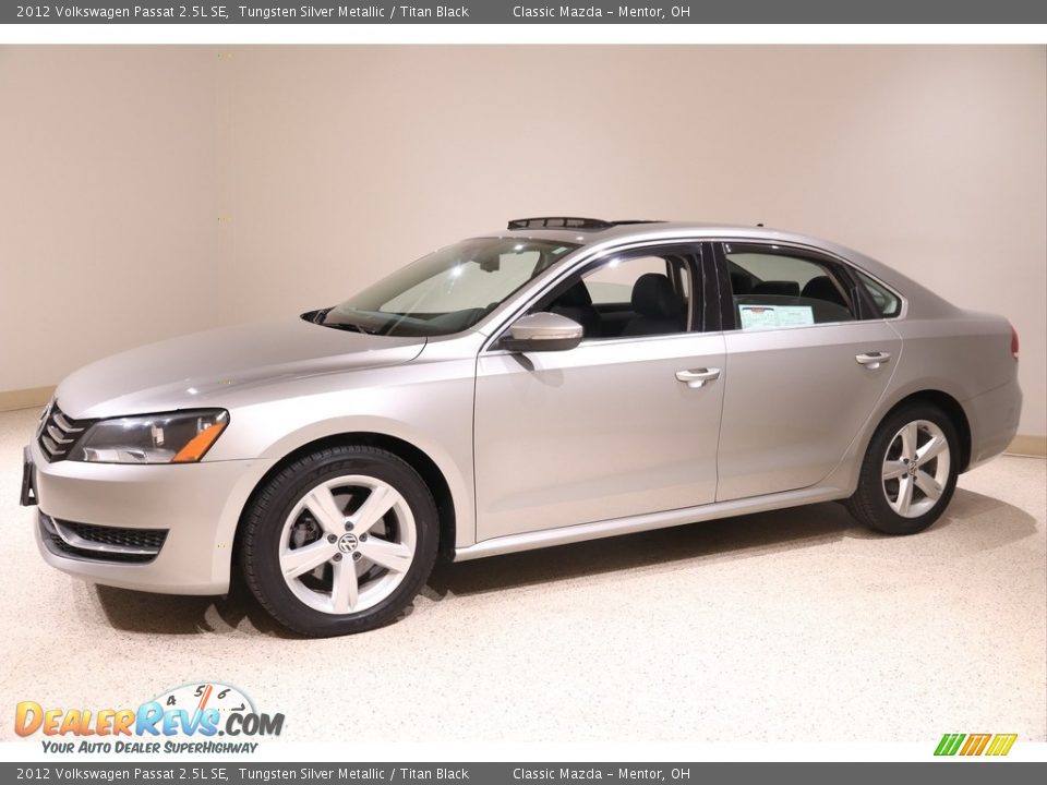 2012 Volkswagen Passat 2.5L SE Tungsten Silver Metallic / Titan Black Photo #3