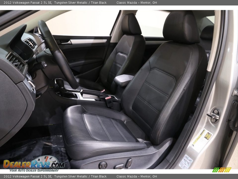 2012 Volkswagen Passat 2.5L SE Tungsten Silver Metallic / Titan Black Photo #5