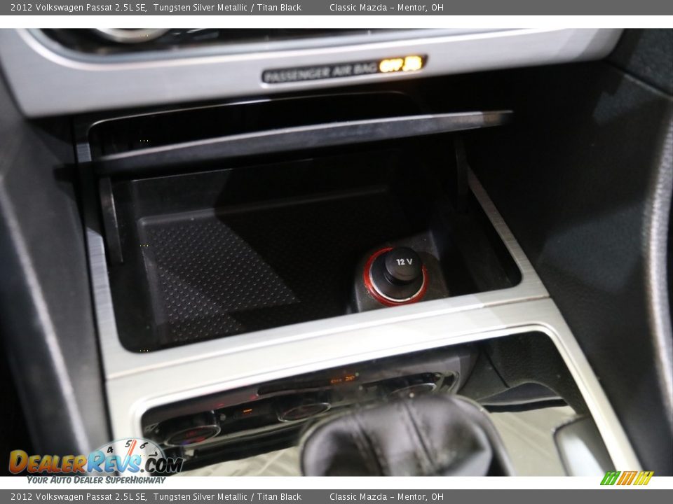 2012 Volkswagen Passat 2.5L SE Tungsten Silver Metallic / Titan Black Photo #13