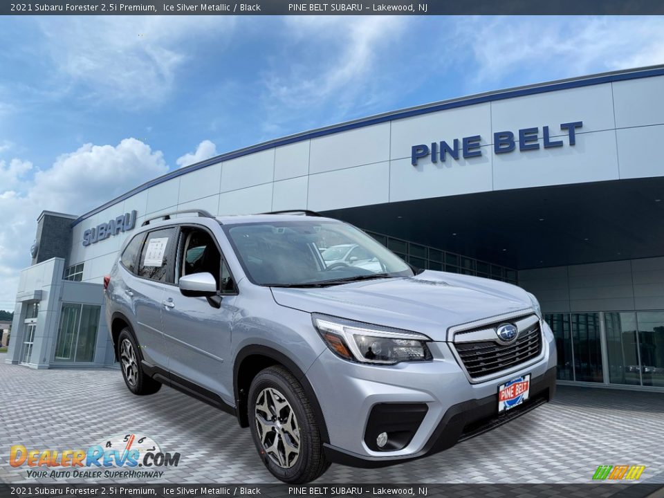 2021 Subaru Forester 2.5i Premium Ice Silver Metallic / Black Photo #1