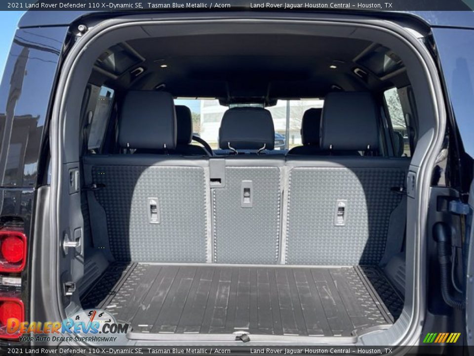 2021 Land Rover Defender 110 X-Dynamic SE Trunk Photo #28