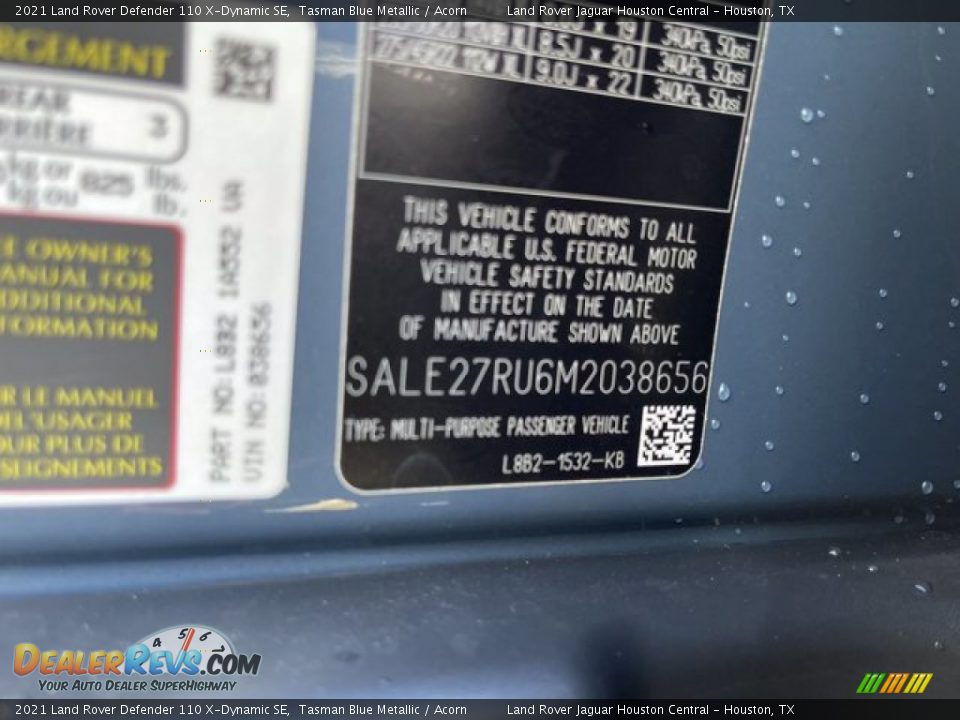 2021 Land Rover Defender 110 X-Dynamic SE Tasman Blue Metallic / Acorn Photo #29