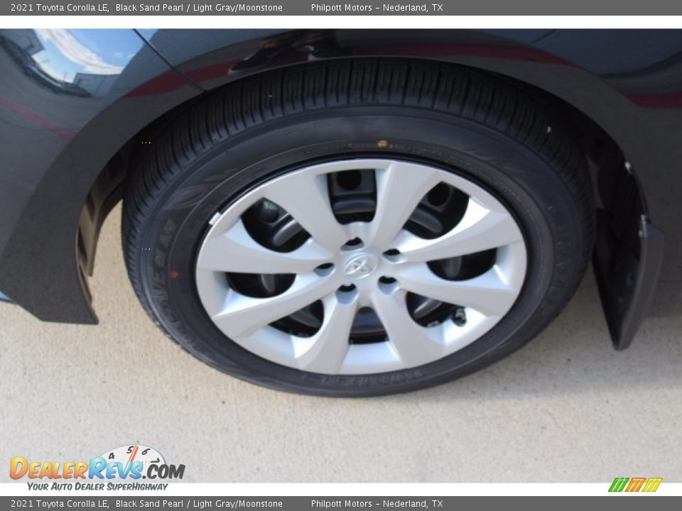 2021 Toyota Corolla LE Black Sand Pearl / Light Gray/Moonstone Photo #5