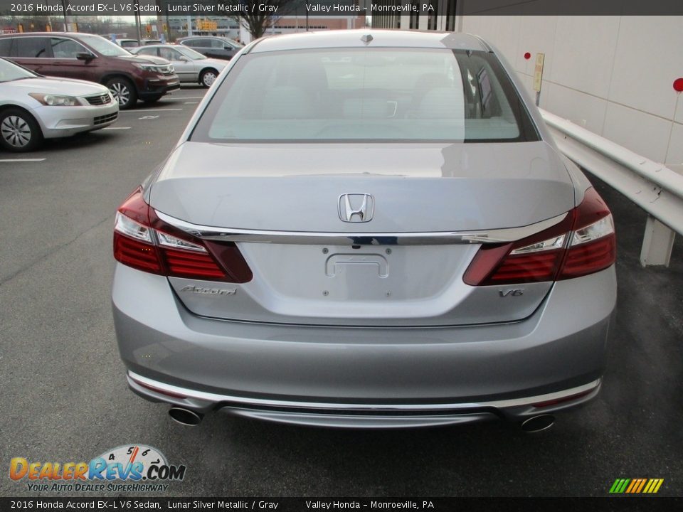 2016 Honda Accord EX-L V6 Sedan Lunar Silver Metallic / Gray Photo #4