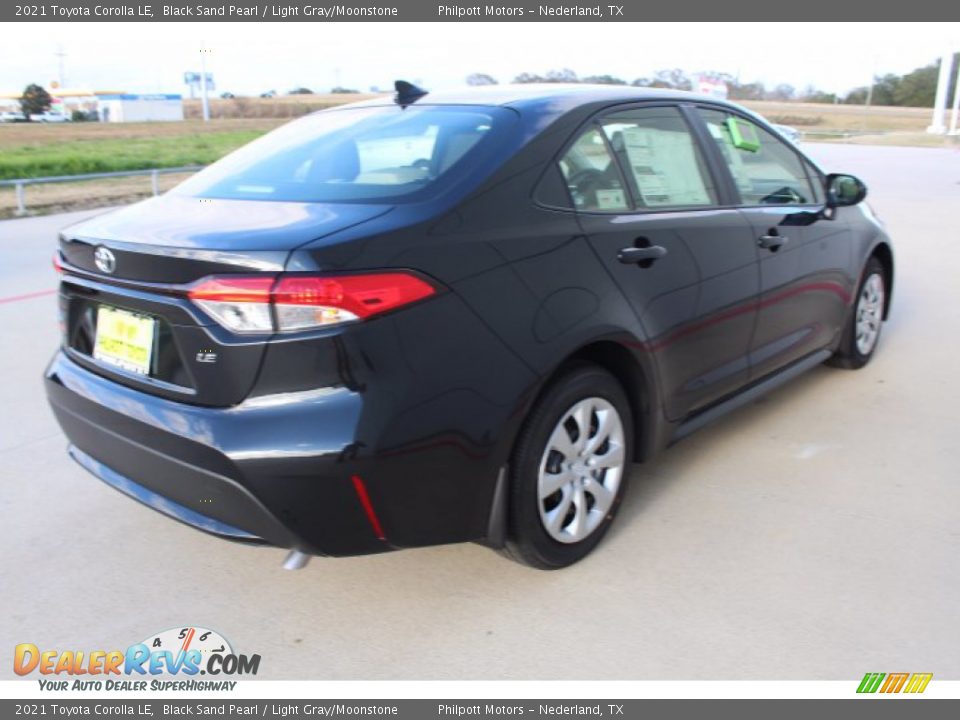 2021 Toyota Corolla LE Black Sand Pearl / Light Gray/Moonstone Photo #8