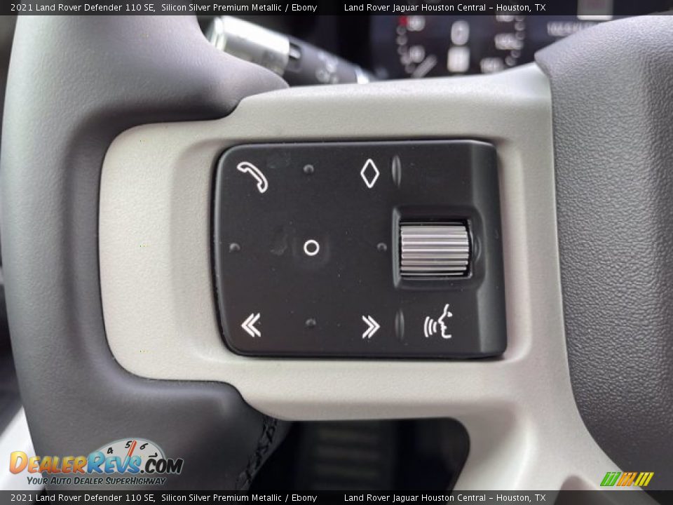 2021 Land Rover Defender 110 SE Steering Wheel Photo #17