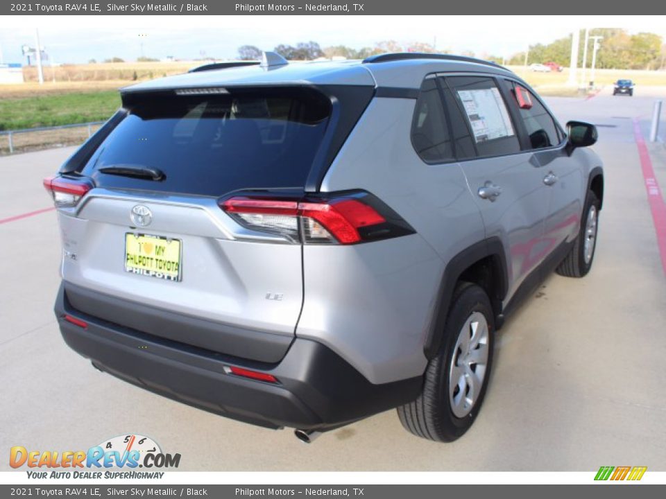 2021 Toyota RAV4 LE Silver Sky Metallic / Black Photo #8