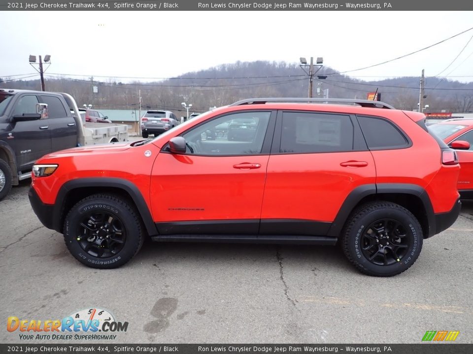 2021 Jeep Cherokee Traihawk 4x4 Spitfire Orange / Black Photo #2