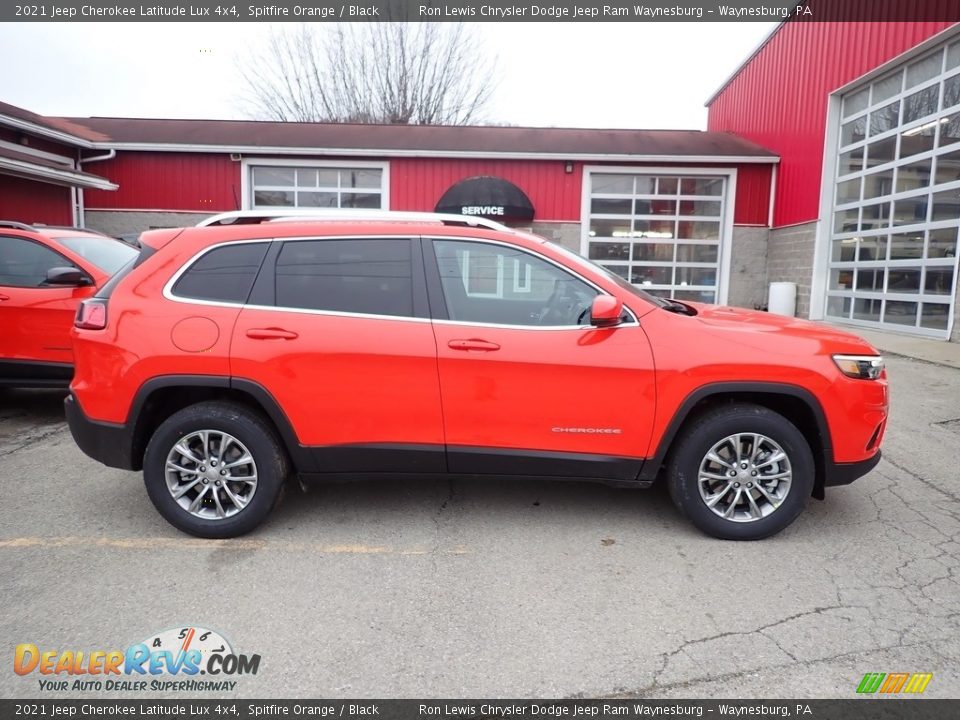 2021 Jeep Cherokee Latitude Lux 4x4 Spitfire Orange / Black Photo #7