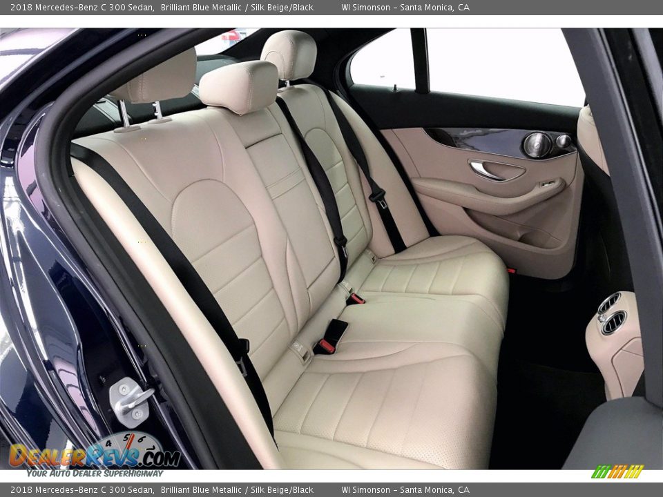 2018 Mercedes-Benz C 300 Sedan Brilliant Blue Metallic / Silk Beige/Black Photo #19