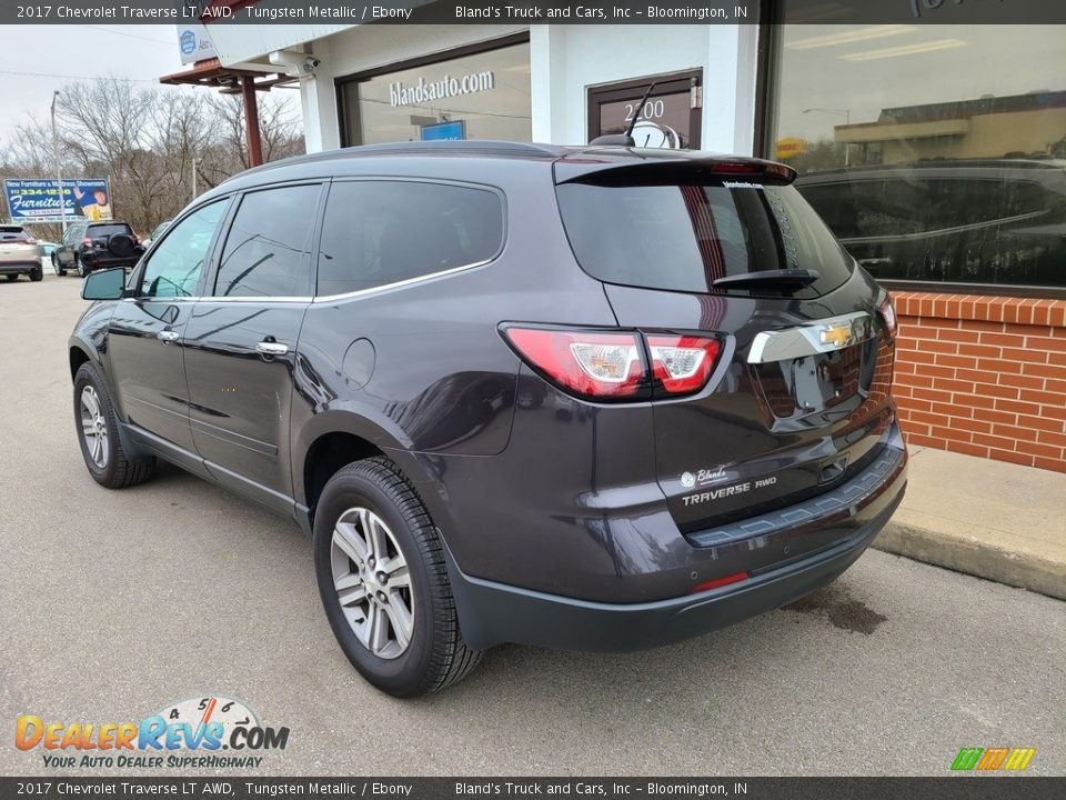 2017 Chevrolet Traverse LT AWD Tungsten Metallic / Ebony Photo #31