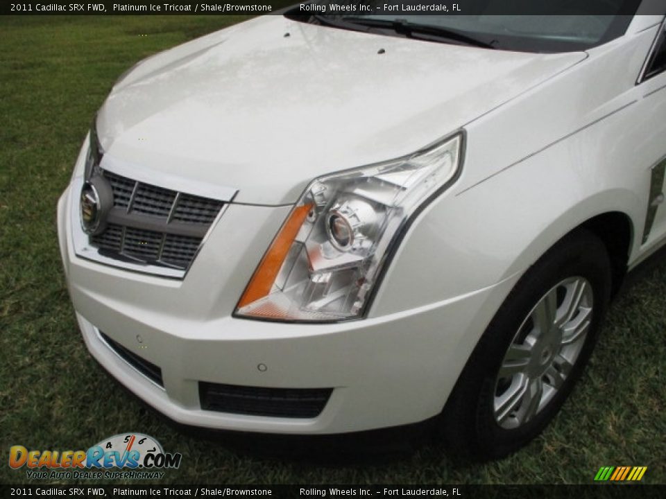2011 Cadillac SRX FWD Platinum Ice Tricoat / Shale/Brownstone Photo #22