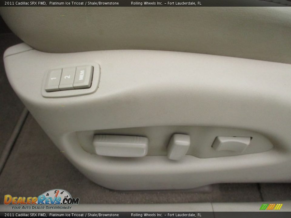 2011 Cadillac SRX FWD Platinum Ice Tricoat / Shale/Brownstone Photo #24