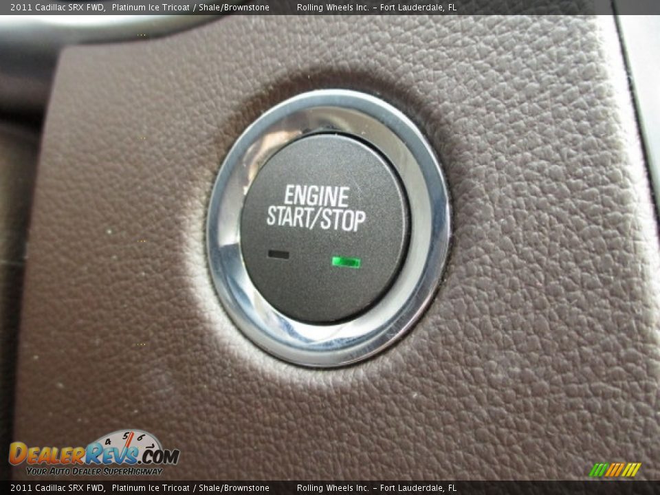 2011 Cadillac SRX FWD Platinum Ice Tricoat / Shale/Brownstone Photo #30