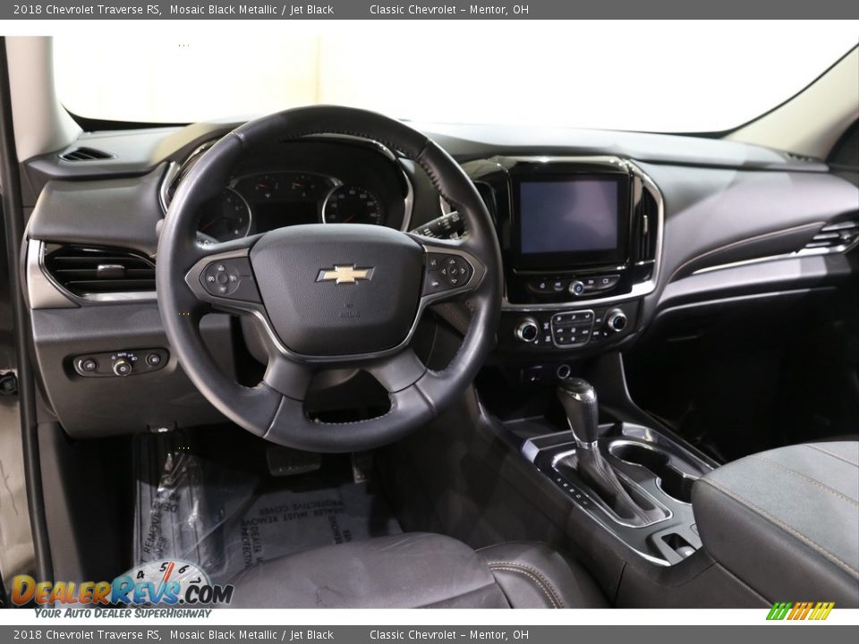 Dashboard of 2018 Chevrolet Traverse RS Photo #6