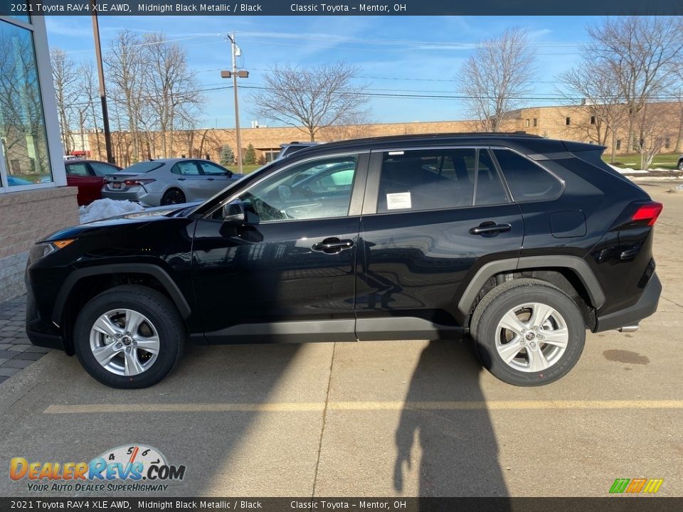 2021 Toyota RAV4 XLE AWD Midnight Black Metallic / Black Photo #1