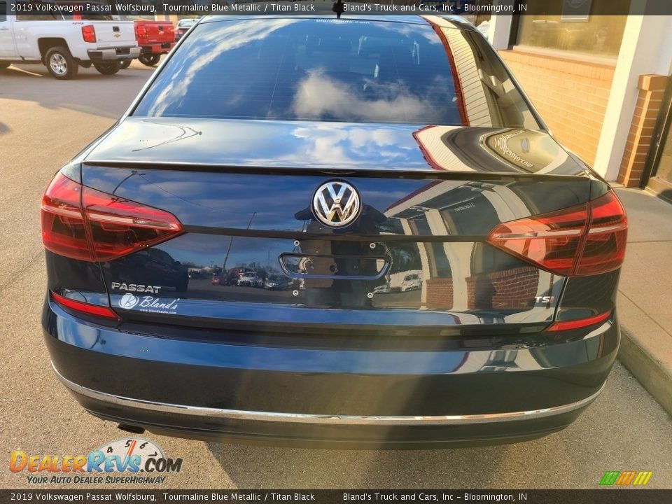 2019 Volkswagen Passat Wolfsburg Tourmaline Blue Metallic / Titan Black Photo #34