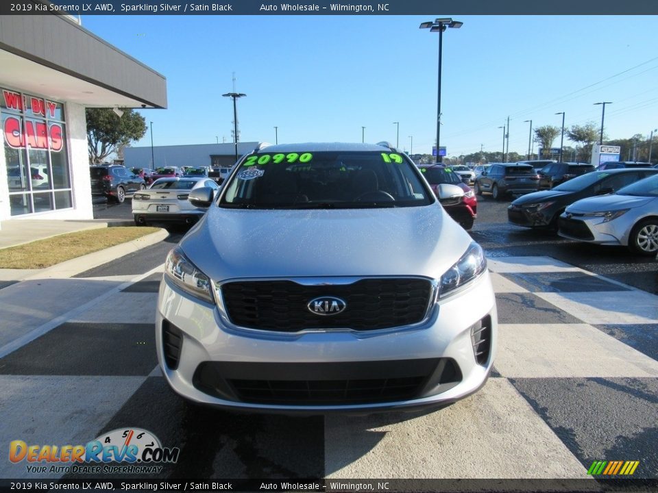 2019 Kia Sorento LX AWD Sparkling Silver / Satin Black Photo #2