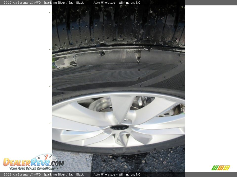 2019 Kia Sorento LX AWD Sparkling Silver / Satin Black Photo #9
