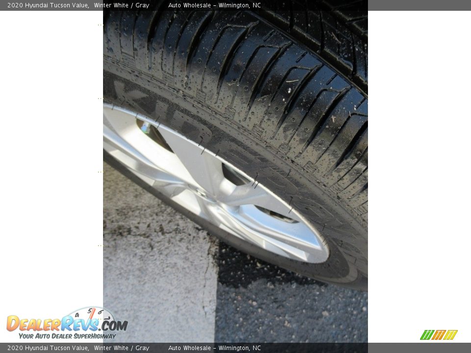 2020 Hyundai Tucson Value Winter White / Gray Photo #8