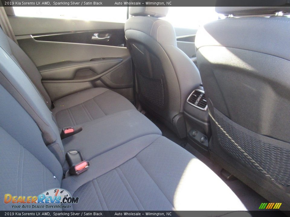 2019 Kia Sorento LX AWD Sparkling Silver / Satin Black Photo #14