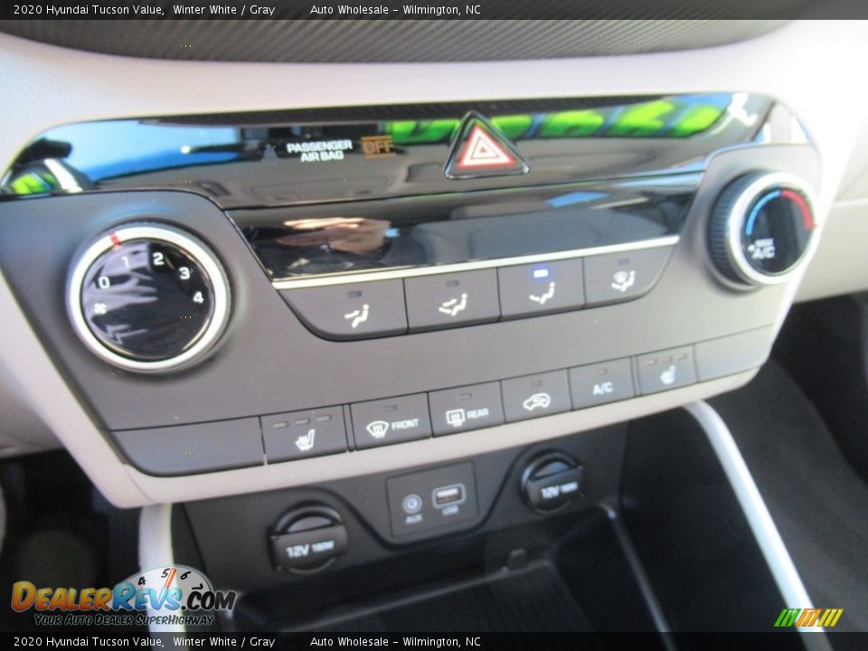 2020 Hyundai Tucson Value Winter White / Gray Photo #17