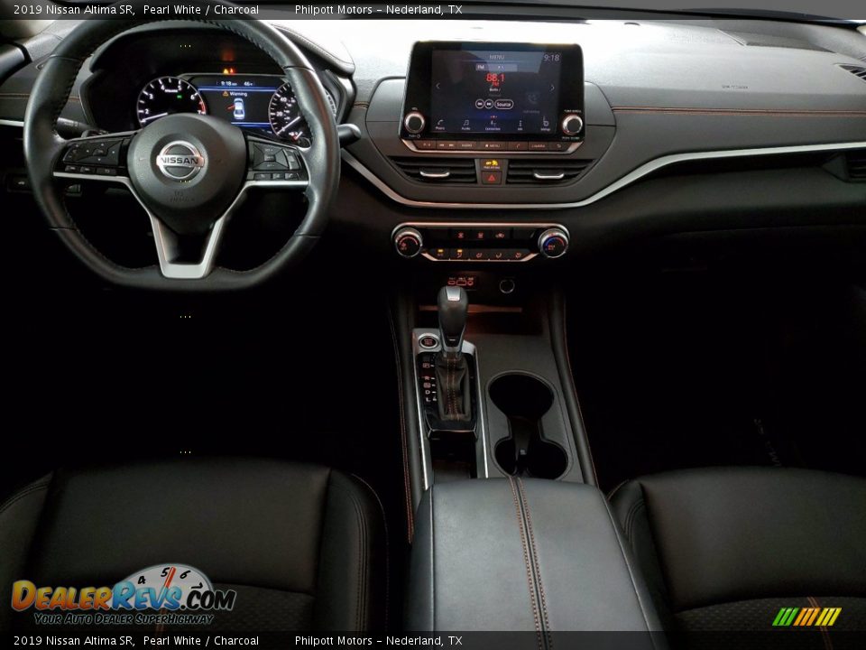 2019 Nissan Altima SR Pearl White / Charcoal Photo #30