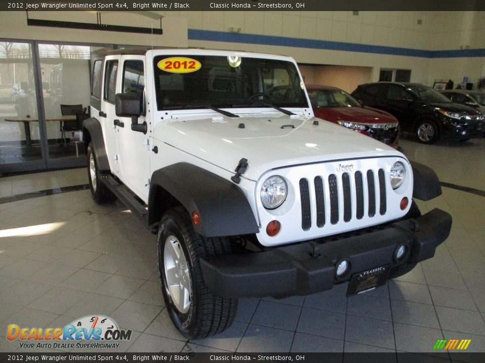 2012 Jeep Wrangler Unlimited Sport 4x4 Bright White / Black Photo #3