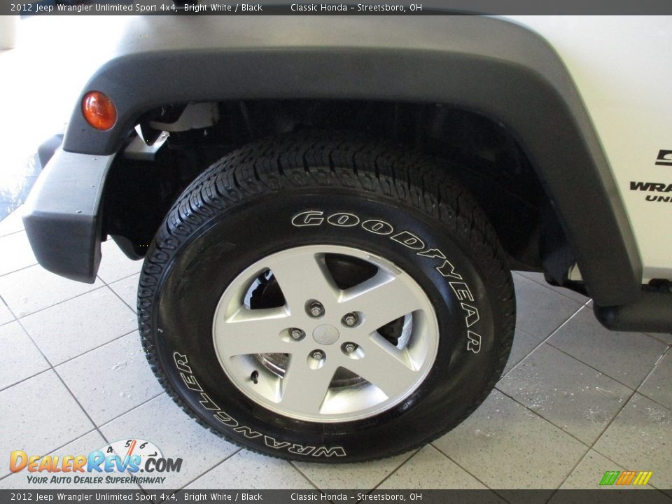 2012 Jeep Wrangler Unlimited Sport 4x4 Bright White / Black Photo #11