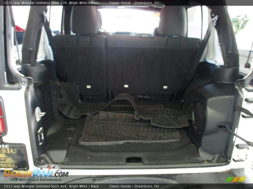 2012 Jeep Wrangler Unlimited Sport 4x4 Bright White / Black Photo #14