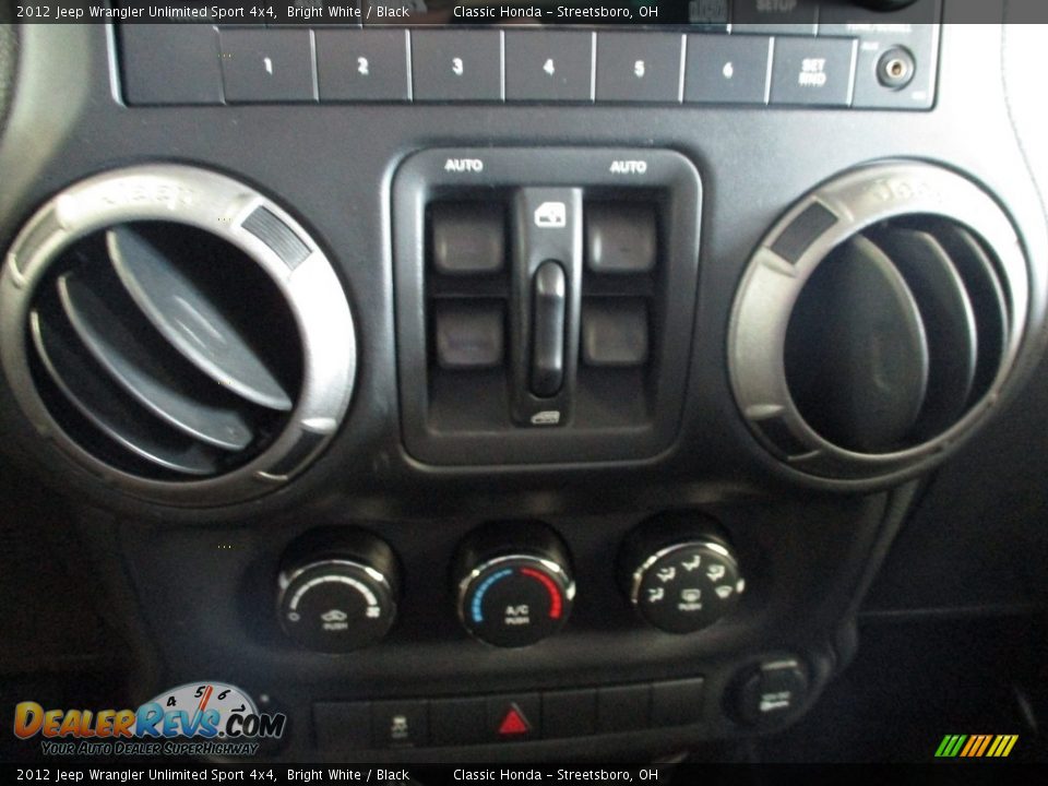 2012 Jeep Wrangler Unlimited Sport 4x4 Bright White / Black Photo #33